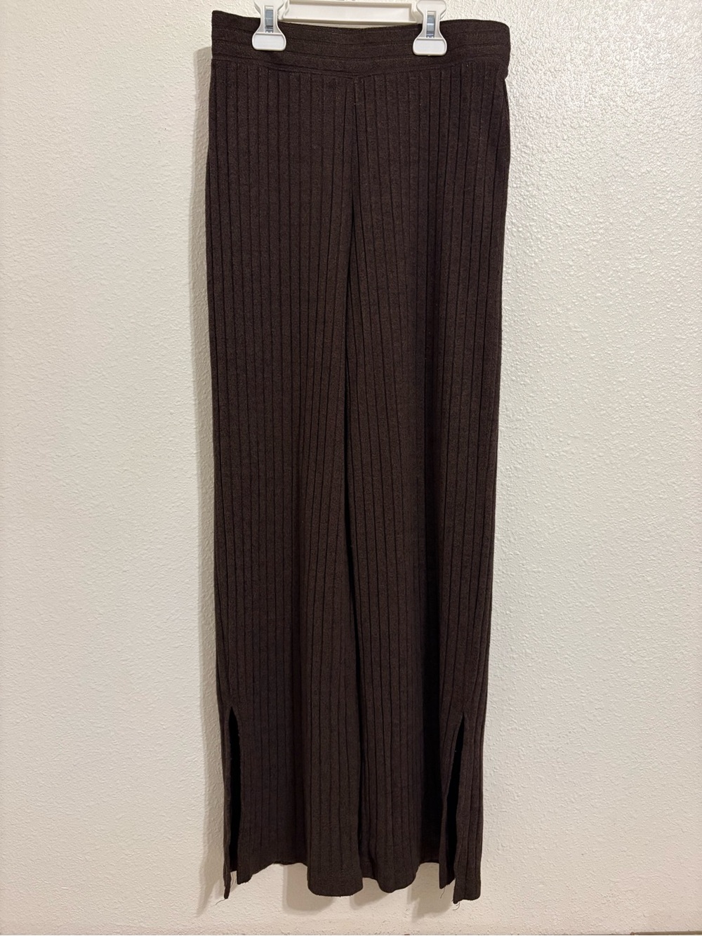 Gilly Hicks Rib-Knit Set - Picture 2 of 3